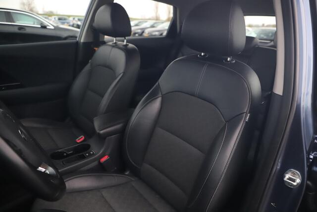 KIA Niro 1.6 GDi Hybrid DynamicLine 140PK Automaat 18 inch Half Leder Navigatie Camera Adaptive Cruise Lane Assist Clima Carplay Android