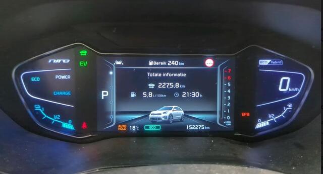 KIA Niro 1.6 GDi Hybrid ExecutiveLine / Schuifdak / Leder / Pdc.V+A / Navigatie / Airco-ecc./