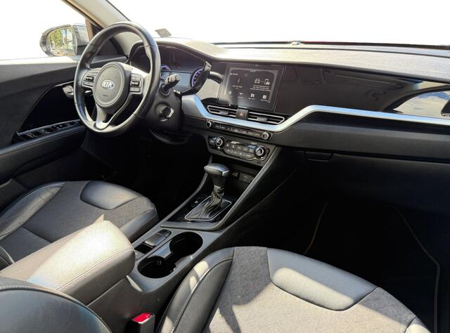 KIA Niro 1.6 GDi Hybrid DynamicLine I Trekhaak I Carplay I Camera