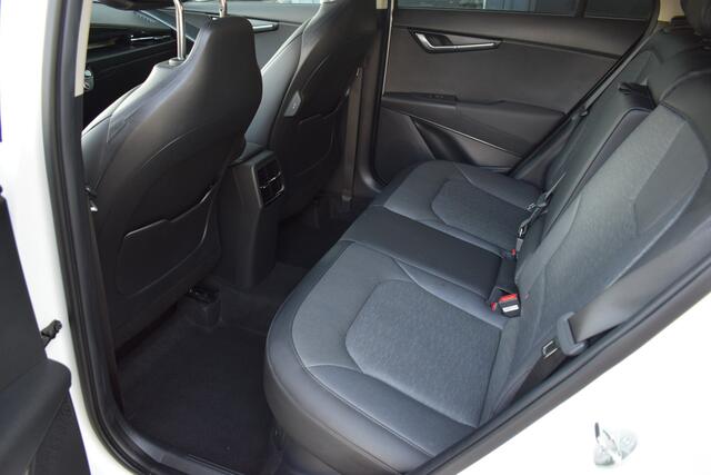 KIA Niro 1.6 T-GDi Hybrid ExecutiveLine DCT6-Autom. | Cruise Control Adaptief | Navigatie | Camera | Leder | Stoel+StuurVerwarming | Schuif/Kantel-dak | Tot 10Jr. Kia-Garantie