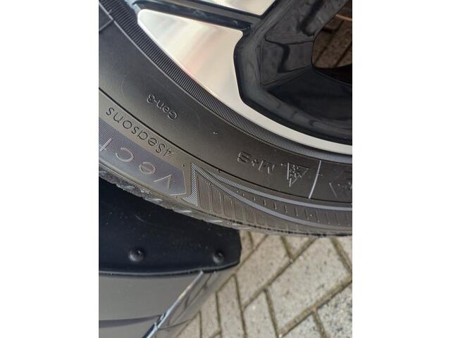 KIA Niro 1.6 GDi PHEV DynamicLine | CAMERA | APPLE CARPLAY/ ANDROID AUTO |