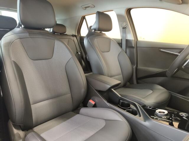 KIA Niro 1.6 GDi Hybrid DynamicLine NL auto | nieuw 200 km! wegens omstandigheden