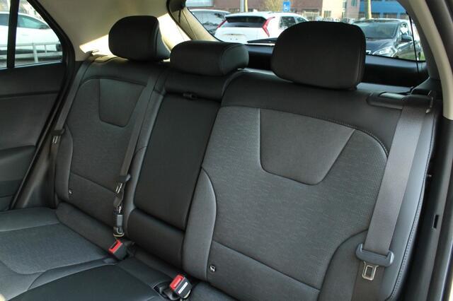 KIA Niro Dynamicline 64.8 kWh - Carplay - Stoelverwarming