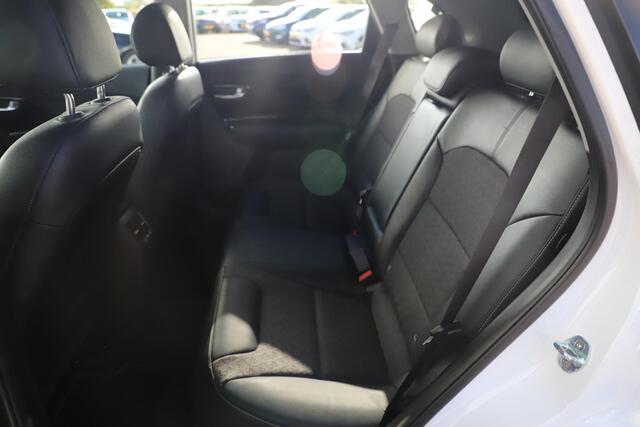 KIA Niro 1.6 GDi Hybrid DynamicLine Half Leder Carplay Android Navigatie Achteruitrijcamera Climate Cruise Control Rijstrooksensor Parkeersensor