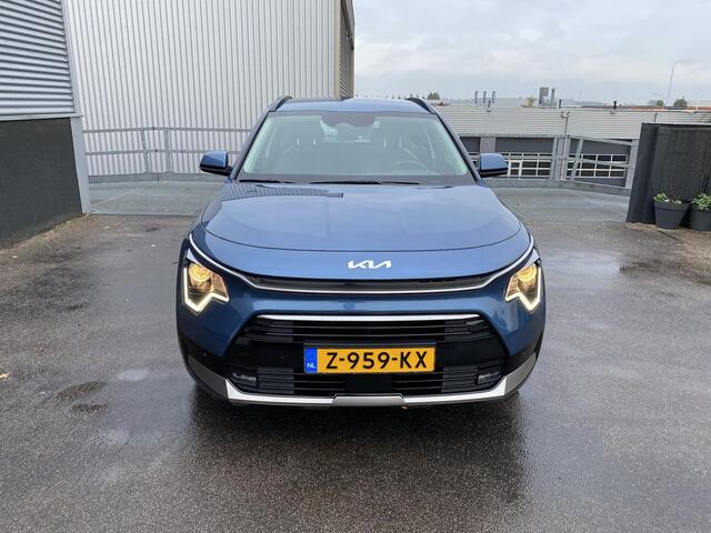 KIA Niro 1.6 GDi Hybrid DynamicLine Trekhaak 13-polig, adaptieve cruise control, achteruitrij camera, parkeersensoren v&a, navigatie Apple CarPlay/Android Auto, keyless