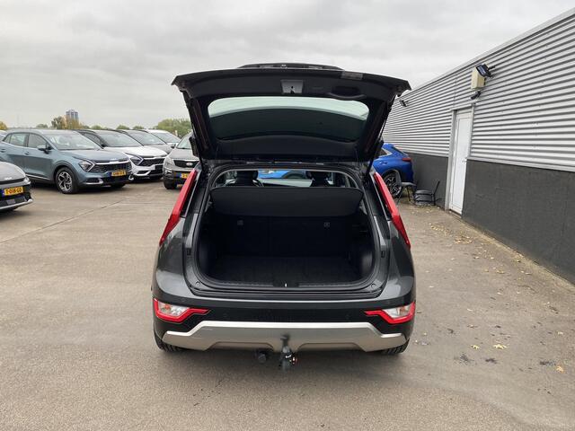 KIA Niro 1.6 GDi Hybrid DynamicLine Trekhaak 13-polig, navigatie Apple CarPlay/Android Auto, parkeersensoren voor & achter, achteruitrij camera