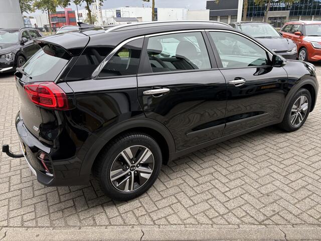 KIA Niro 1.6 GDi Hybrid DynamicLine info Roel 0492-588951