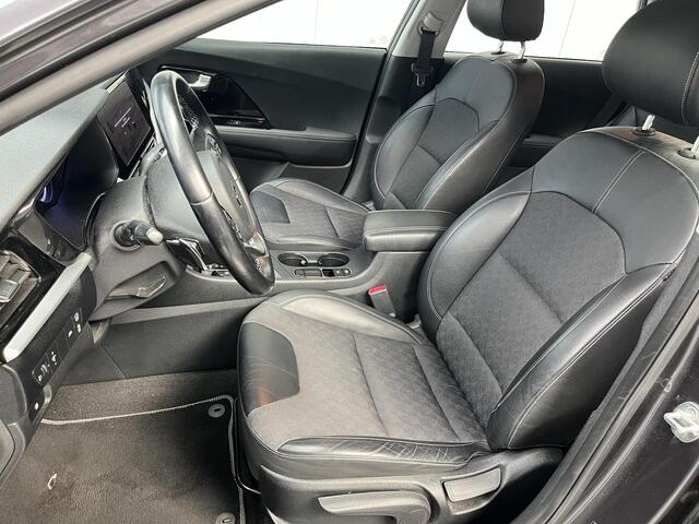 KIA Niro 1.6 GDi Hybrid DynamicLine met All Season Banden en een Trekhaak!