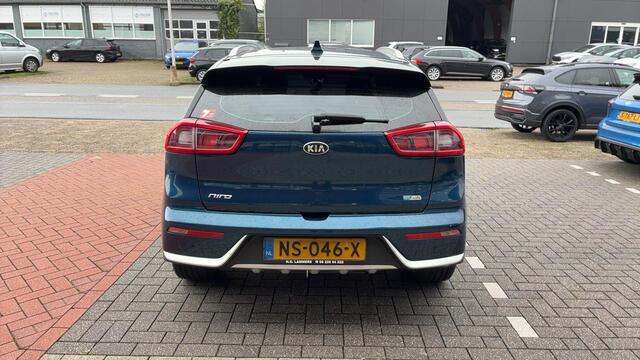 KIA Niro 1.6 GDI HYBRID FIRST EDITION I AUTOMAAT I TREKHAAK I APPLE CARPLAY I ACHTERUITRIJCAMERA