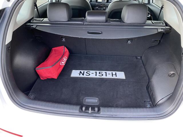 KIA Niro 1.6 GDi Hybrid First Edition Trekhaak, Navigatie, Dealeronderhouden, Apple CarPlay/Android Auto, parkeersensoren, achteruitrij camera, cruise control
