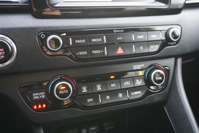 KIA Niro 1.6 GDi Hybrid DynamicLine | OPEN DAK | KEYLESS | CAMERA |