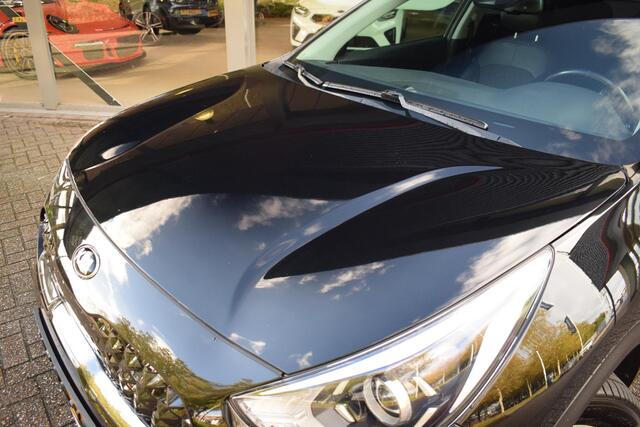 KIA Niro 1.6 GDi Hybrid DynamicLine