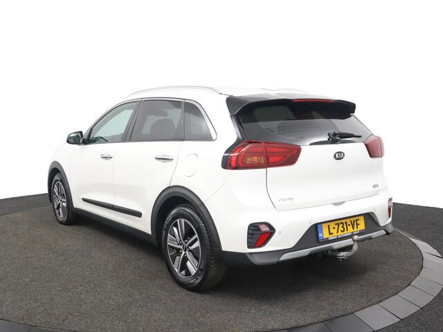 KIA Niro 1.6 GDi Hybrid Dynamicline Edition - Glazen Schuif-/kanteldak - Navigatie - Apple Carplay/Android Auto - Climate Control - Trekhaak - Privacy Glas Achter - Led Verlichting - Parkeersensoren voor en achter - Dealer Onderhouden - Fabrieksgarantie tot 2028
