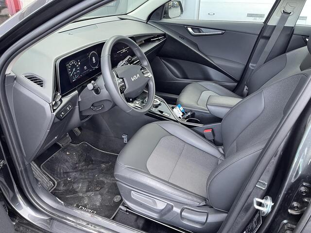 KIA Niro 1.6 GDi Hybrid DynamicLine Trekhaak | Cruise controle Adaptive | Climate control | Achteruitrijcamera