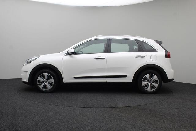KIA Niro 1.6 GDi Hybrid ExecutiveLine 2019 NAP | Carplay | Navigatie | Camera | Trekhaak | Cruise control | Climate control | Bluetooth | PDC | LED | 2 sleutels