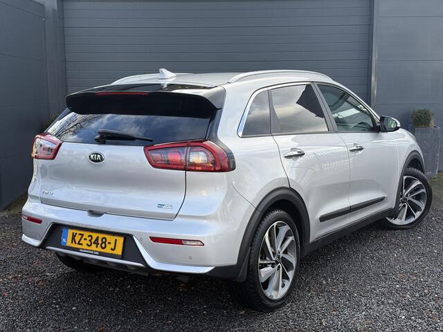 KIA Niro 1.6 GDi Hybrid SportsLine 2e Eigenaar,Camera,Navi,Leder,Clima,Cruise,Stoelverw.Stuurverw.Stoelventilatie,Pdc,Lm velgen,N.A.P,Nieuwe Apk bij Aflevering