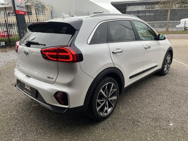 KIA Niro 1.6 GDi Hybrid ExecutiveLine // LED // LEDER // ELEK. STOEL+GEHEUGEN // JBL AUDIO // DODEHOEK // CAMERA+SENSOREN //