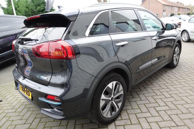 KIA Niro Executive Line plus 64 KWH Panorama,Stoel ventilatie/verwarming Zeer verzorgd