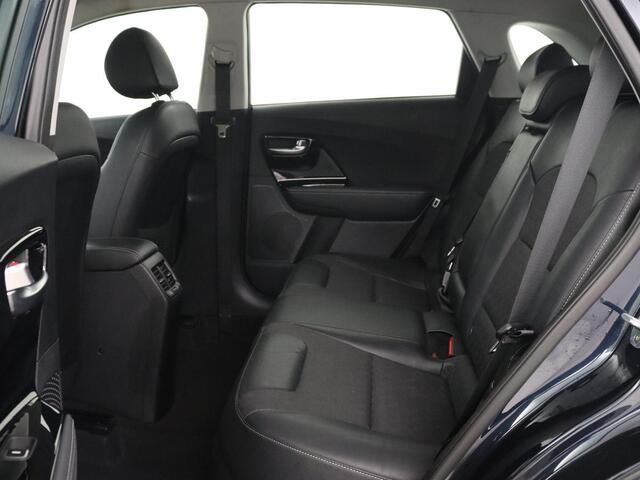 KIA Niro 1.6 GDi Hybrid DynamicLine | Half leder | Adaptive cruise | Carplay | Camera | Navigatie | Climate control | Parkeerhulp | Bluetooth