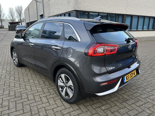 KIA Niro 1.6 GDi H. First Ed. CARPLAY NAVI CAMERA DEALER.