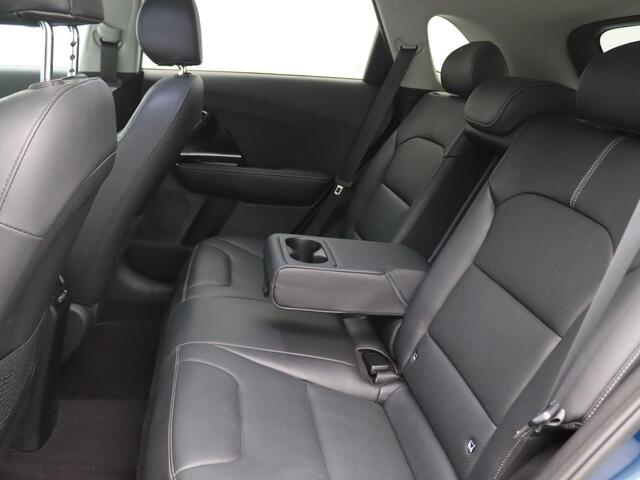 KIA Niro 1.6 GDi PHEV ExecutiveLine 141PK DCT6 Schuif-kanteldak, Trekhaak, JBL Audio, Adaptieve Cruise Controle, Lederen bekleding, Achteruitrijcamera, Stoelverwarming & Koeling, Side Assist, 16" LM Velgen