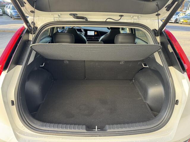 KIA Niro 1.6 GDi Hybrid DynamicPlusLine Edition Keyless | Privacyglass | Trekhaak | Electr. Stoelverstelling & Smart Achterklep