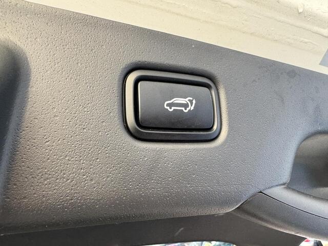 KIA Niro 1.6 GDi Hybrid DynamicPlusLine Edition Keyless | Privacyglass | Trekhaak | Electr. Stoelverstelling & Smart Achterklep