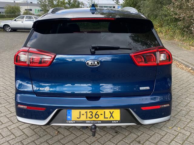 KIA Niro 1.6 GDi Hybrid ExecutiveLine Navigatie / Camera / Trekh. / Leder +Stoel + stuurverw. + ventilatie / SchuifDak / Allweather / Info;F.Bogaars 0492588956