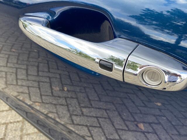 KIA Niro 1.6 GDi Hybrid ExecutiveLine Navigatie / Camera / Trekh. / Leder +Stoel + stuurverw. + ventilatie / SchuifDak / Allweather / Info;F.Bogaars 0492588956