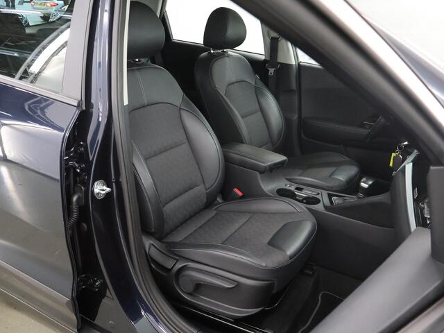 KIA Niro 1.6 GDi Hybrid DynamicLine | Schuif/Kanteldak | Parkeercamera | Navigatie | Cruise Control Adptief |