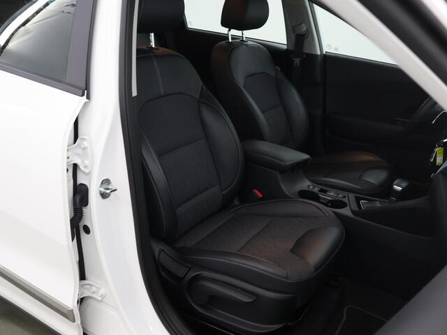 KIA Niro 1.6 GDi PHEV DynamicLine | Navigatie | Stoel/Stuurverwarming | Parkeercamera | Climate Control | Cruise Control Adaptief |