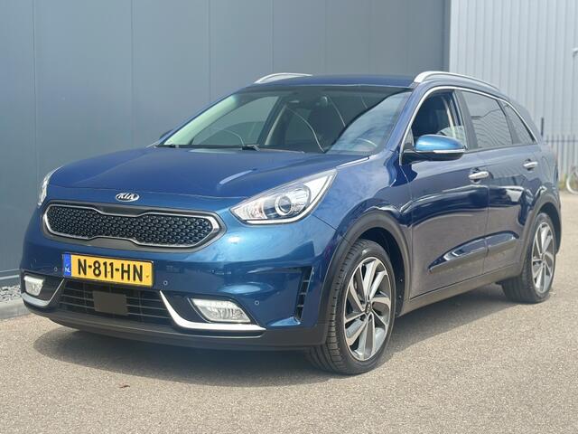 KIA Niro 1.6 GDi Hybrid ExecutiveLine / Stoel en stuurverwarming / Camera
