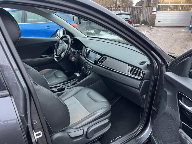 KIA Niro 1.6 GDi Hybrid First Edition LEER TREKHAAK CARPLAY CAMERA