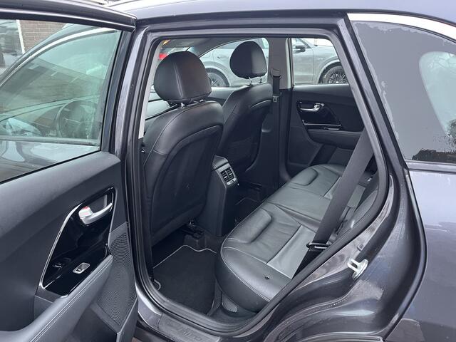 KIA Niro 1.6 GDi Hybrid First Edition LEER TREKHAAK CARPLAY CAMERA