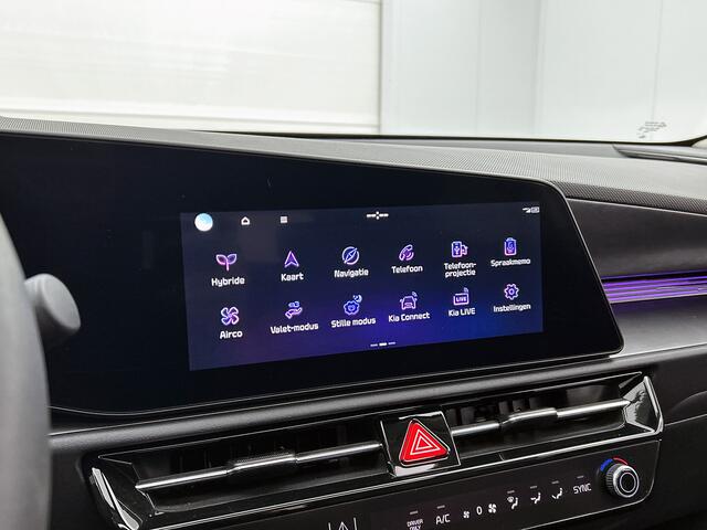 KIA Niro 1.6 GDi Hybrid DynamicPlusLine Schuifdak | Eco-leder | Stoelverwarming Interesse in dit voertuig? Neem contact op met Mazda Eindhoven, uitsluitend te bezoeken op afspraak.