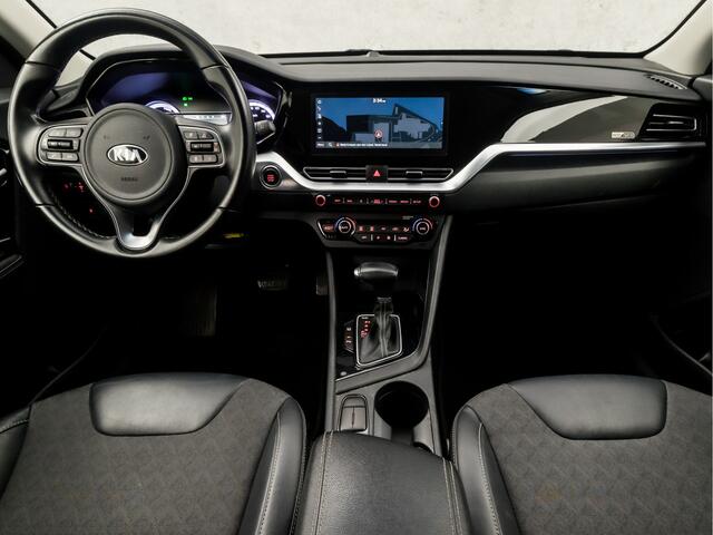 KIA Niro 1.6 GDi Hybrid DynamicLine Automaat (APPLE CARPLAY, GROOT NAVI, CAMERA, LEDER, SPORTSTOELEN, ADAPTIVE CRUISE, KEYLESS, GETINT GLAS, NIEUWE APK, NIEUWSTAAT)