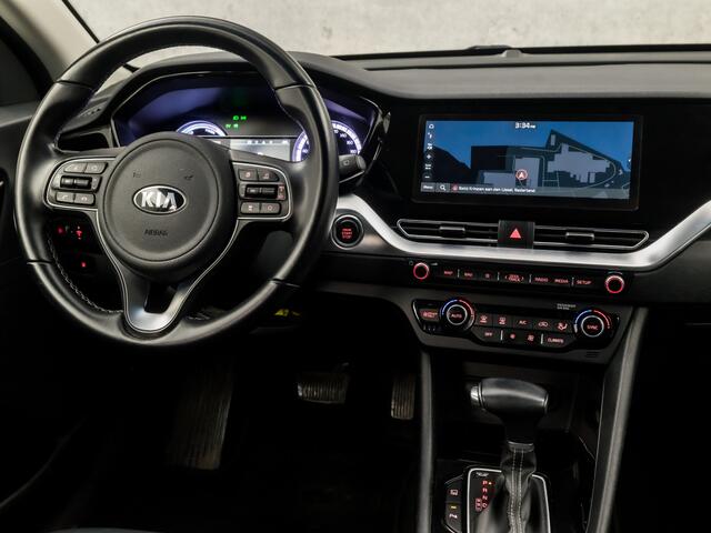 KIA Niro 1.6 GDi Hybrid DynamicLine Automaat (APPLE CARPLAY, GROOT NAVI, CAMERA, LEDER, SPORTSTOELEN, ADAPTIVE CRUISE, KEYLESS, GETINT GLAS, NIEUWE APK, NIEUWSTAAT)