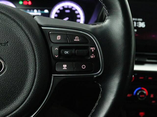 KIA Niro 1.6 GDi PHEV DynamicPlusLine | Lederen bekleding | Stoel/Stuurverwarming | Dodehoek detectie |