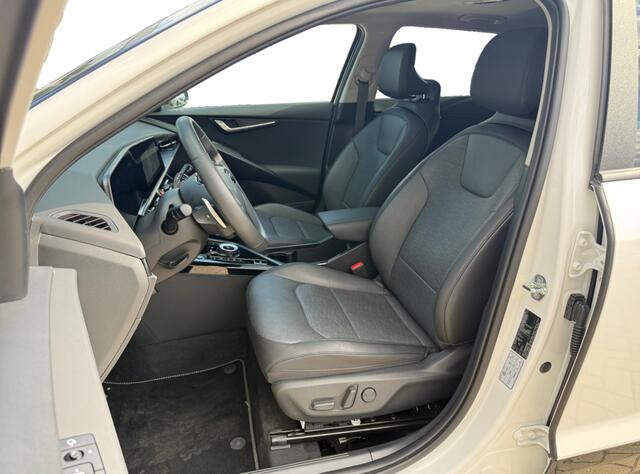 KIA Niro 1.6 GDi PHEV ExecutiveLine I Schuifdak I Leder I HarmanKardon | Apple Carplay/Android Auto | LED koplampen