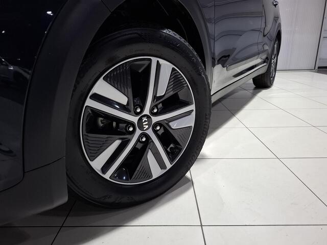 KIA Niro 1.6 GDi Hybrid DynamicLine Apple Carplay/Android Auto, Navigatie, Camera.