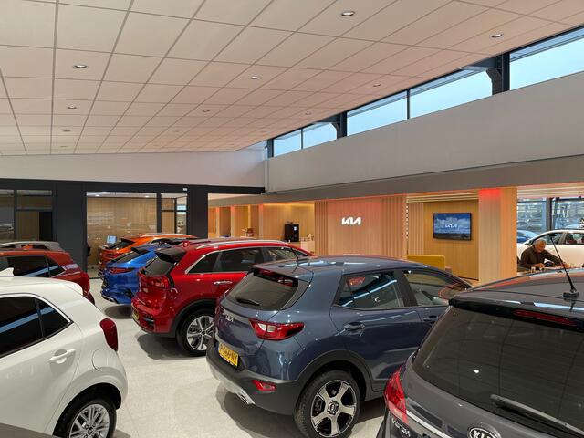 KIA Niro 1.6 GDi Hybrid DynamicLine - Navigatie - Airco - Climate Control - Cruise Control Adaptief - Camera - Fabrieksgarantie tot 06-2032