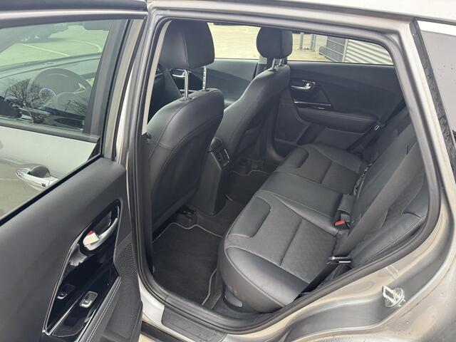 KIA Niro 1.6 GDi Hybrid DynamicPlusLine Stoel&Stuurverw | Privacyglass | Keyless | Navi | Camera