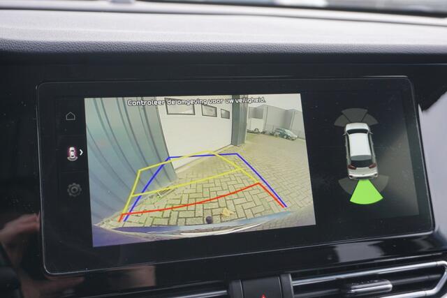 KIA Niro 1.6 GDi Hybrid ExecutiveLine | OPEN DAK | LEDER | XENON | STOEL/STUUR VERW. + KOELING | TREKHAAK | JBL |