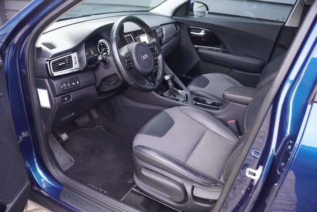 KIA Niro 1.6 GDi Hybrid First Edition - CAMERA - TREKHAAK - CARPLAY - HALF LEDER -
