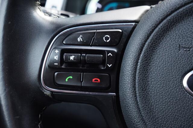 KIA Niro 1.6 GDi Hybrid First Edition - CAMERA - TREKHAAK - CARPLAY - HALF LEDER -