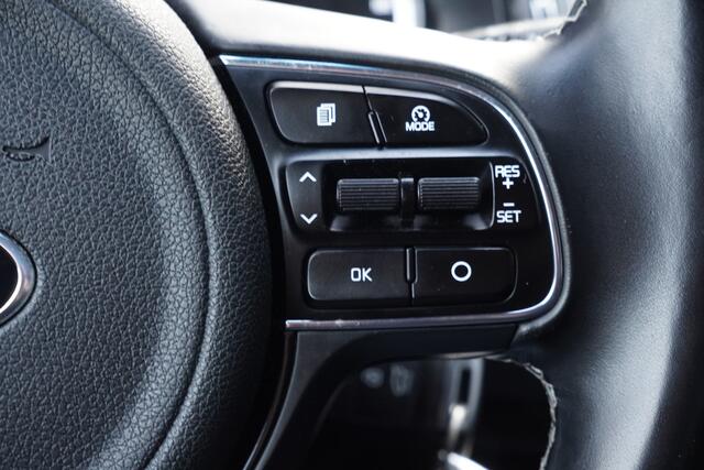 KIA Niro 1.6 GDi Hybrid First Edition - CAMERA - TREKHAAK - CARPLAY - HALF LEDER -