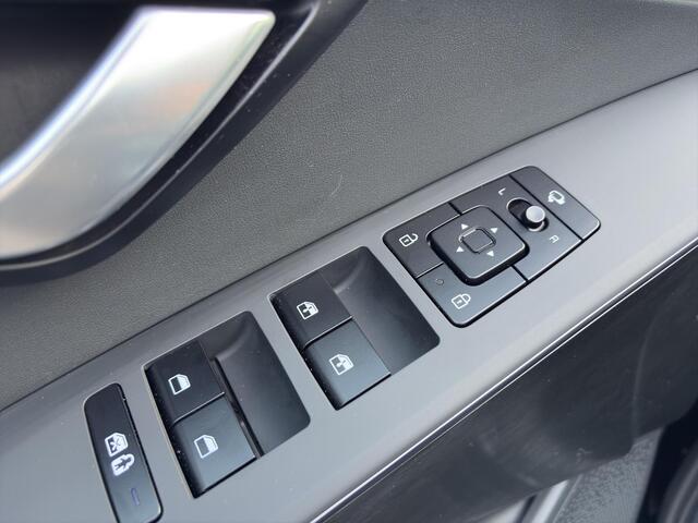 KIA Niro 1.6 GDi Hybrid DynamicPlusLine HUD | Leder | Stoel- en Stuurverwarming | Adapt. Cruise | Schuif/Kanteldak | Elektr. Achterklep |