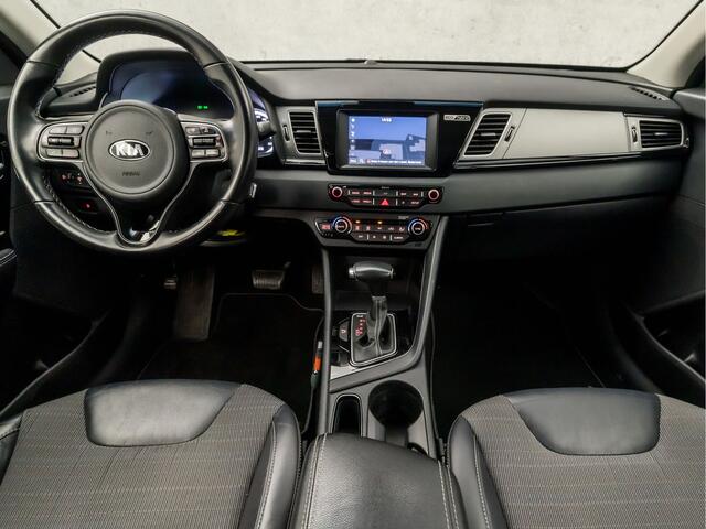 KIA Niro 1.6 GDi Hybrid DynamicLine 142Pk Automaat (APPLE CARPLAY, NAVIGATIE, LEDER, CAMERA, SPORTSTOELEN, XENON, PARKEERSENSOREN, NIEUWE APK, NIEUWSTAAT)