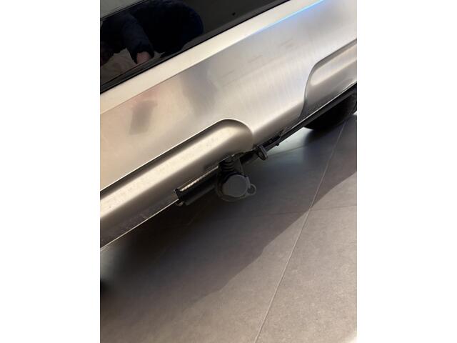 KIA Niro 1.6 GDi Hybrid ExecutiveLine // trekhaak / info Roel 0492-588951 1e eigenaar // trekhaak // 34.000km // info Roel 0492-588951 info roel 0492-588951