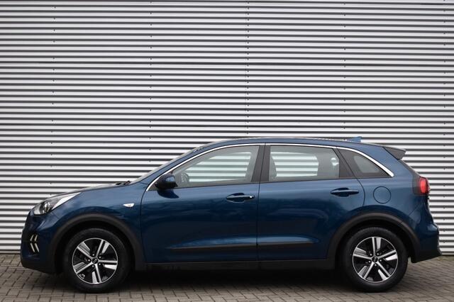 KIA Niro 1.6 GDI HYBRID / CAMERA / TREKHAAK / CARPLAY